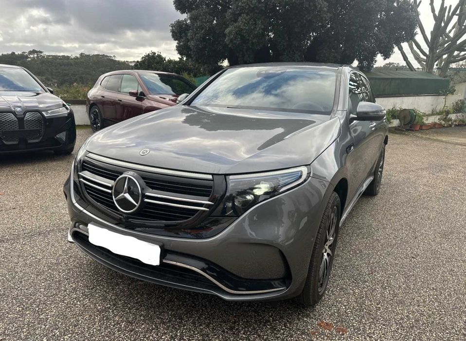 Mercedes-Benz EQC 400 4MATIC AMG - Jan/2024 com 16.000 km. Está NOVO !