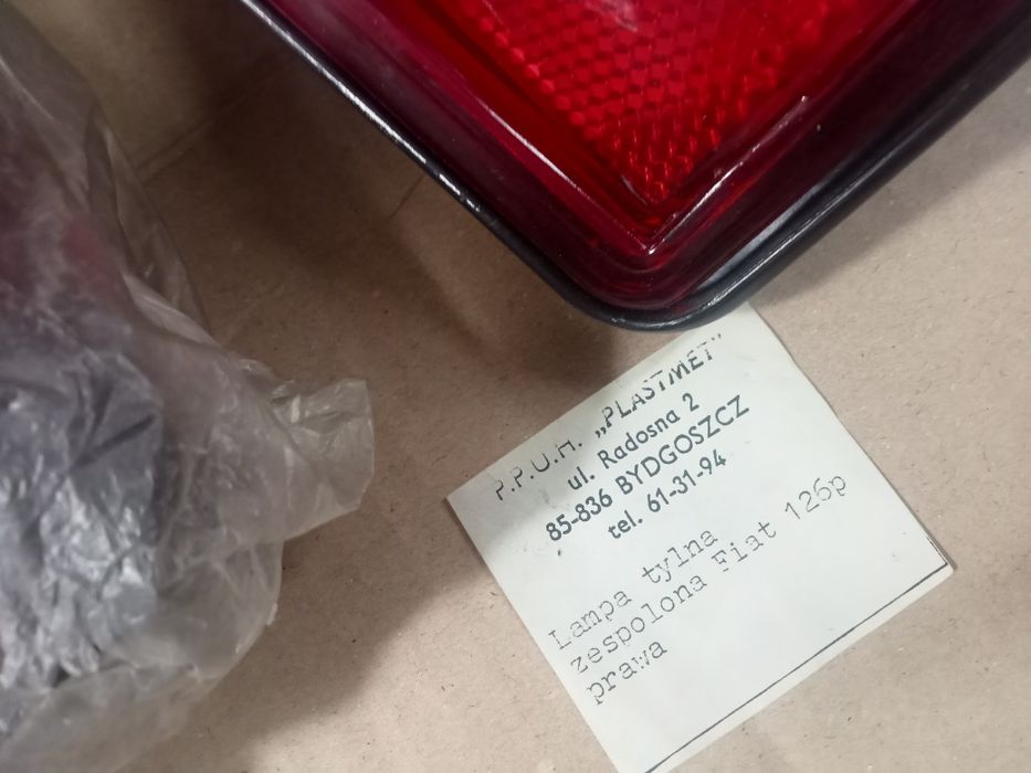Fiat 126p ST FL lampa tył prawa oryginal Prl