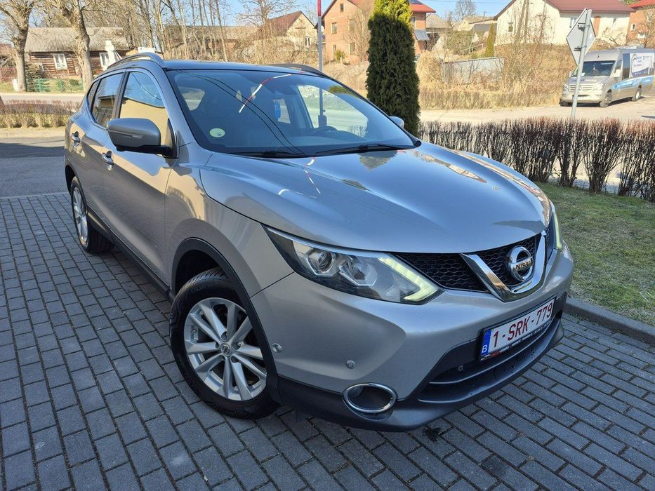 Nissan Qashqai 1,6dci 130KM Full LED Skóra Klimatronik Panorama Serwis Idealny