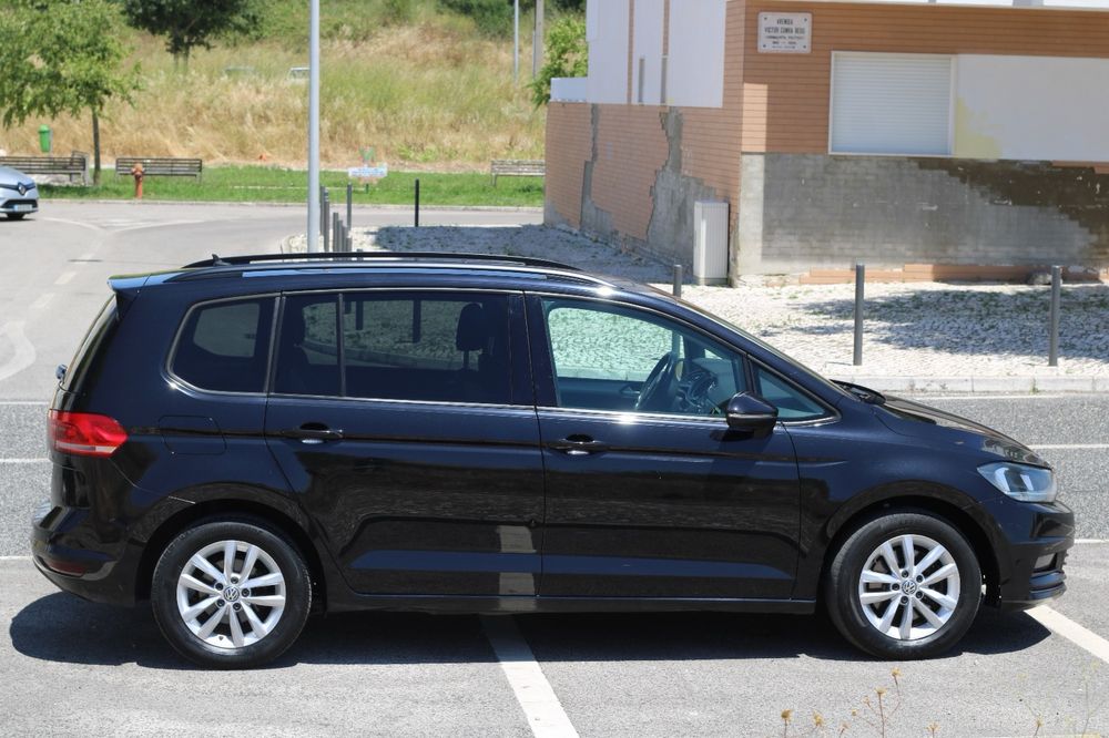 VW Touran 1.6Tdi caixa automatica DSG teto panoramico