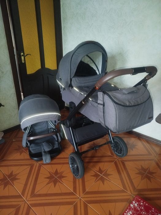 Carello Epica 2в1  коляска в гарному стані