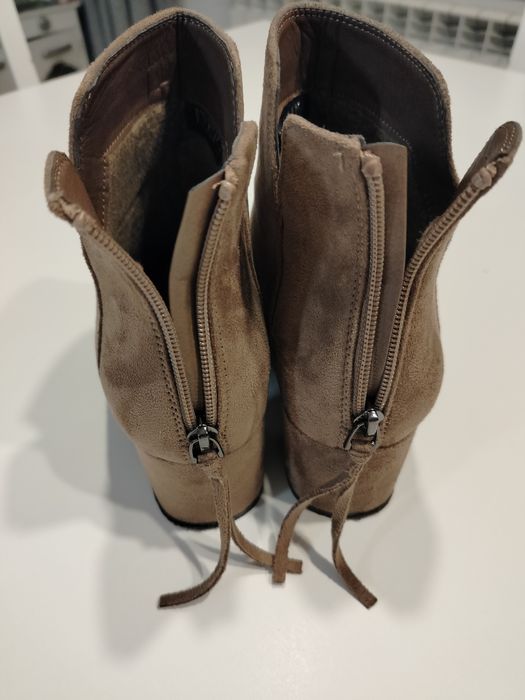 Ocieplane botki zimowe r. 39