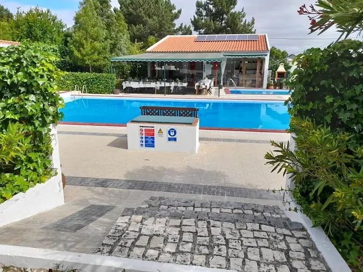 Casa de piscina T0 em Quinta muito sossegada.