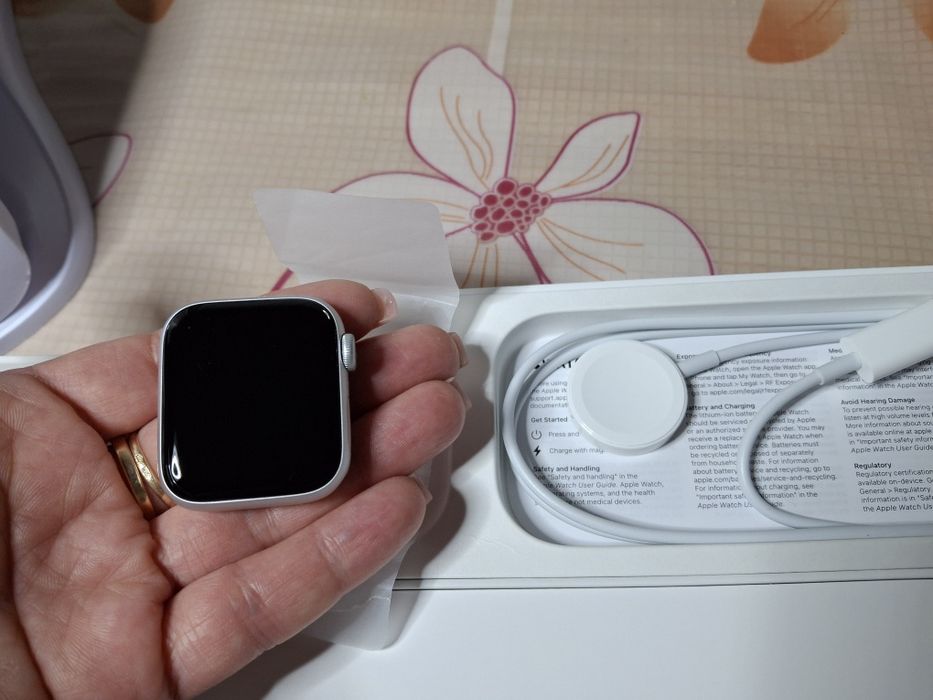 Продам смарт часы на iPhone, Apple Watch
