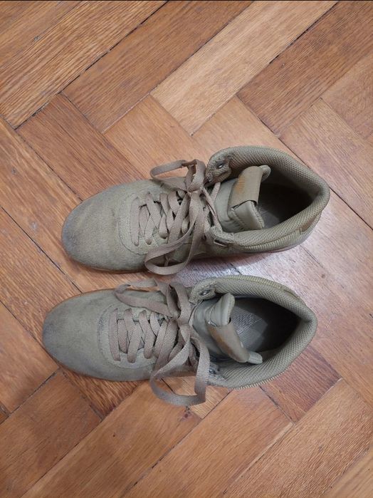 Nike Hoodland Suede r. 38 beżowe buty zimowe unisex – oryginalne damsk