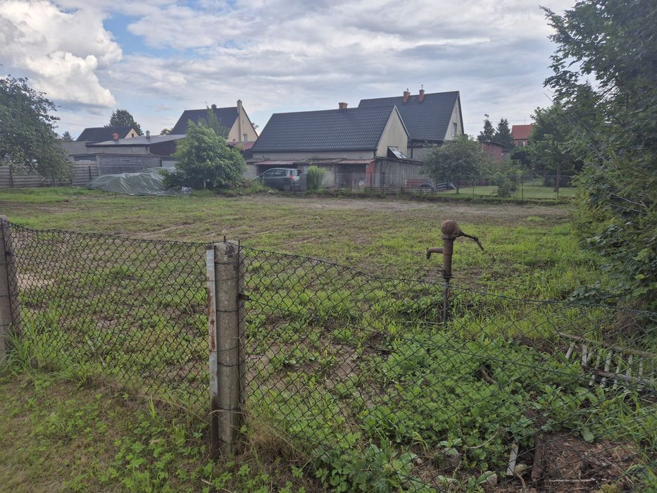 Wynajmę ogrodzony plac / działkę – Bolszewo – Parking, Składowanie