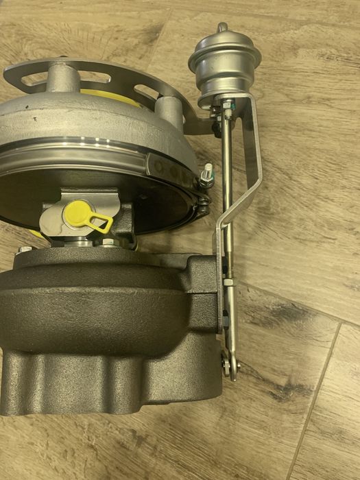 Турбокомпресор, турбонаддув, турбіна на  Volvo, Вольво  BRTX 7675