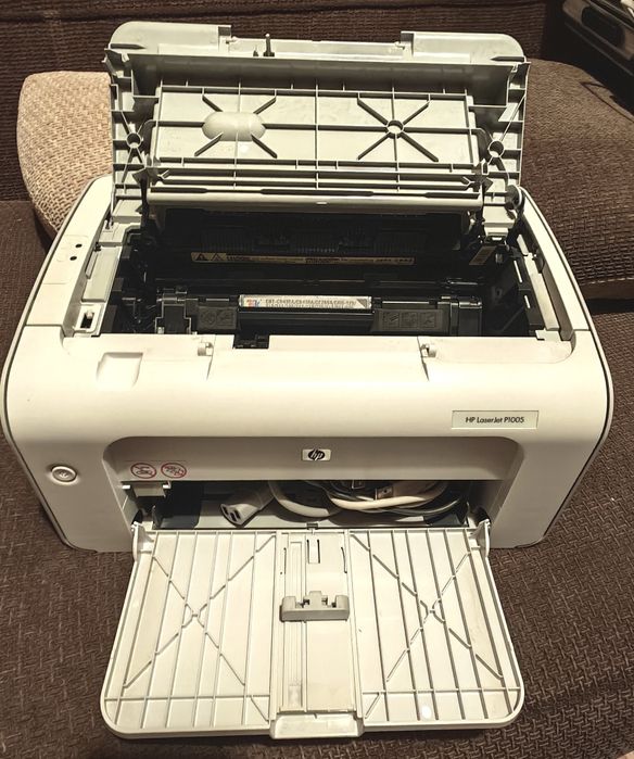 Drukarka HP P1005 kompaktowa laserowa mała