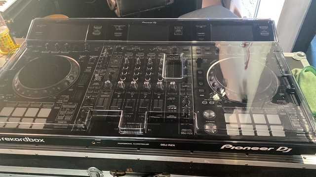 Pioneer DDJ-RZX + Decksaver