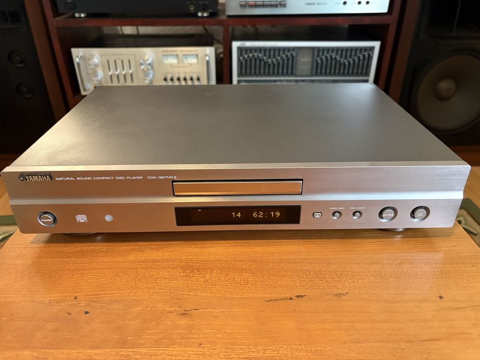 Leitor de CD Yamaha CDX-397MK2