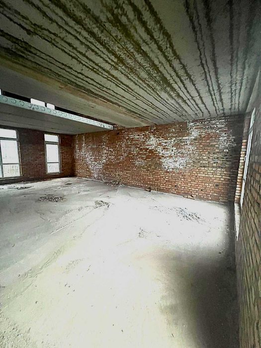 Котедж, таунхаус-здана в експлуатацію новобудова з ділянкою 650$/м кв