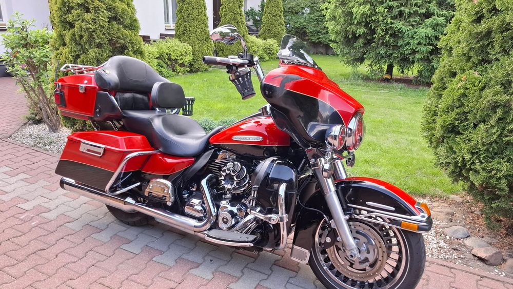 Harley-Davidson Touring Electra Glide Harley-Davidson FLHTK Electra Glide 2010r. ABS