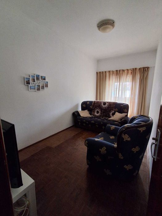 Apartamento T2 Em ótimas condições a Venda, Junto ao Parque Central da Amadora a bom Preço.