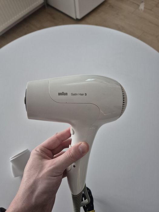Фен  Braun Satin Hair 3.