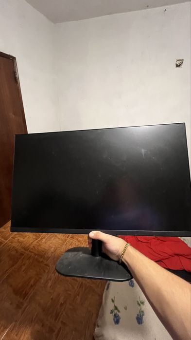 Monitor aoc  com ecra estragado