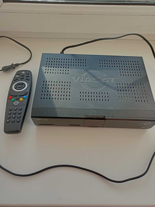 Недорого продам тюнер для супутникового телебачення Віасат