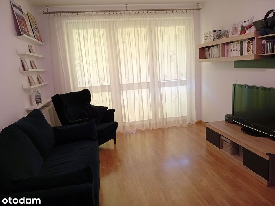Komfortowe 2 pokojowe na ostatnim piętrze z windą