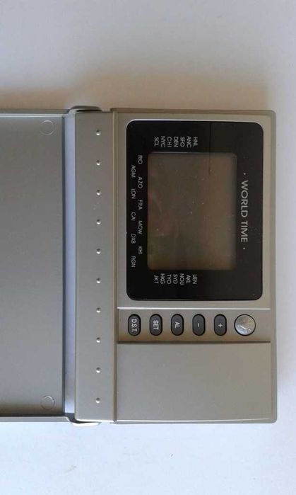 Rádios Portáteis e Relógios horários