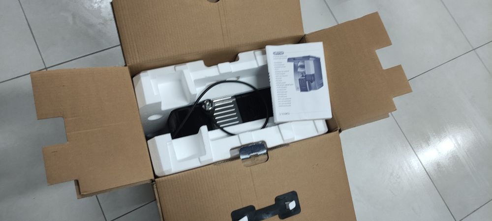 Automatyczny ekspres ciśnieniowy De'Longhi ECAM 353.75.B 1450 W czarny