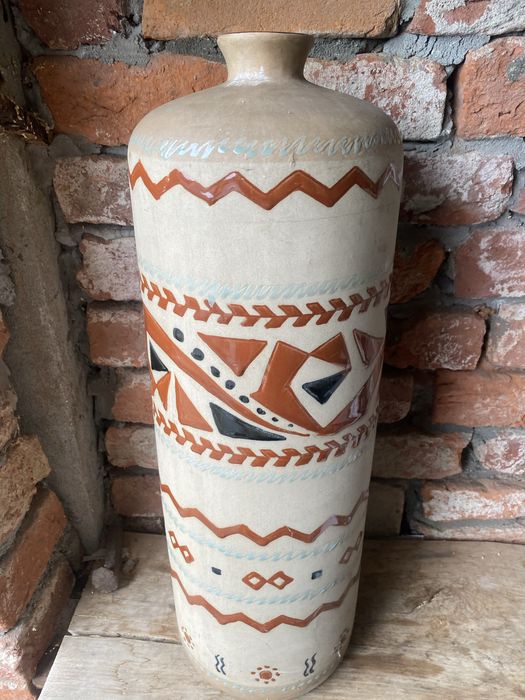 Ваза старовинна велика ваза