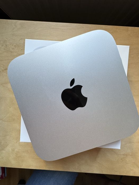 Apple Mac Mini M2 A2686 16GB/512GB 10GbE