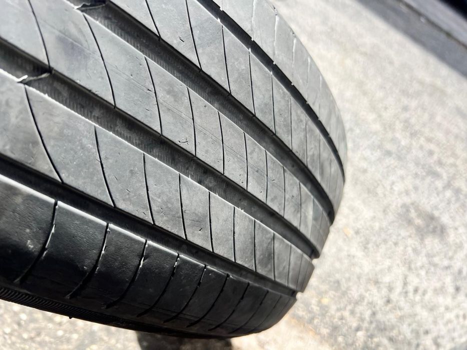 215/65/17 Michelin 2 pneus