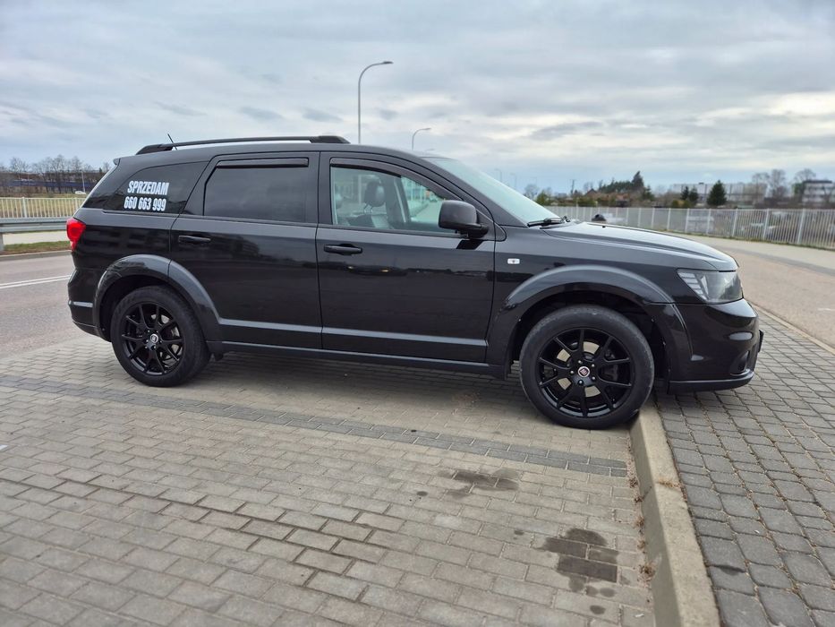 Fiat Freemont Fiat Freemont BLACK CODE 2014r. Pierwszy właściciel