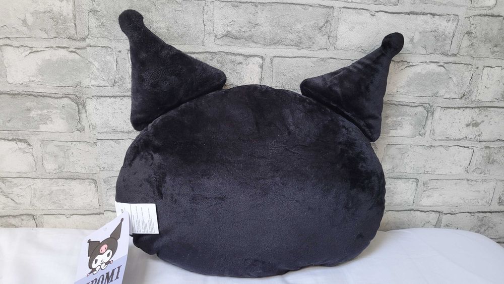 Poduszki ozdobne 3 sztuki: Hello Kitty, Kuromi i My Melody z PRIMARKU