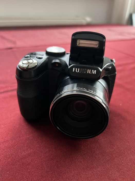 Fujifilm Finepix S2500HD Aparat cyfrowy