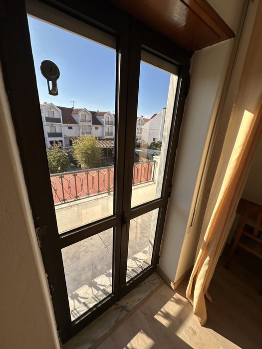 Alugo quarto em Alcochete