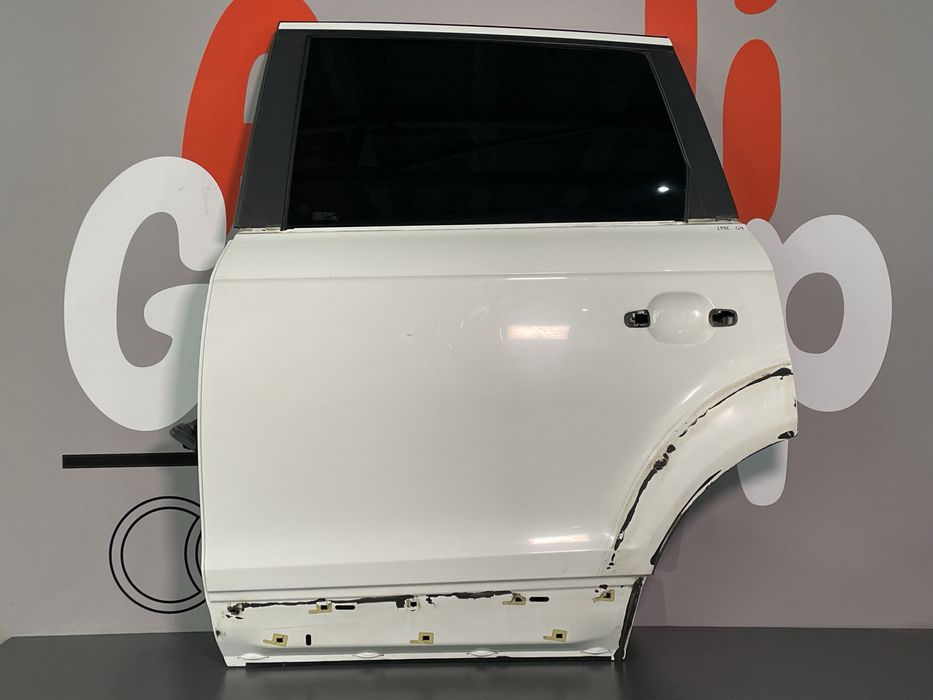 Двері Audi Q7 4L LY9C Ауді Ку7 Скло Листва Молдинг Хром Розборка Шрот