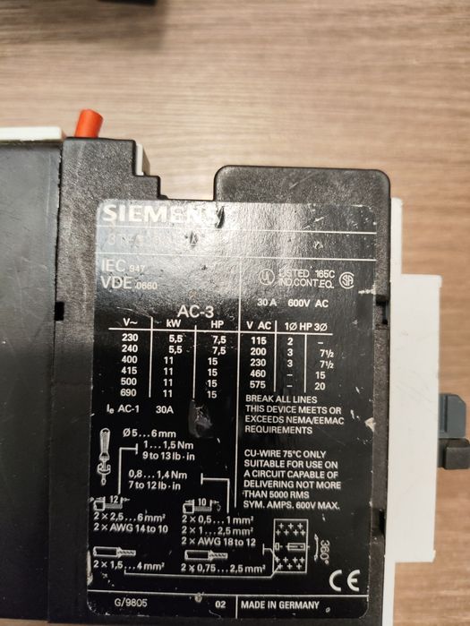 Stycznik mocy 9A, 30A 3P 24V DC Siemens, Eaton