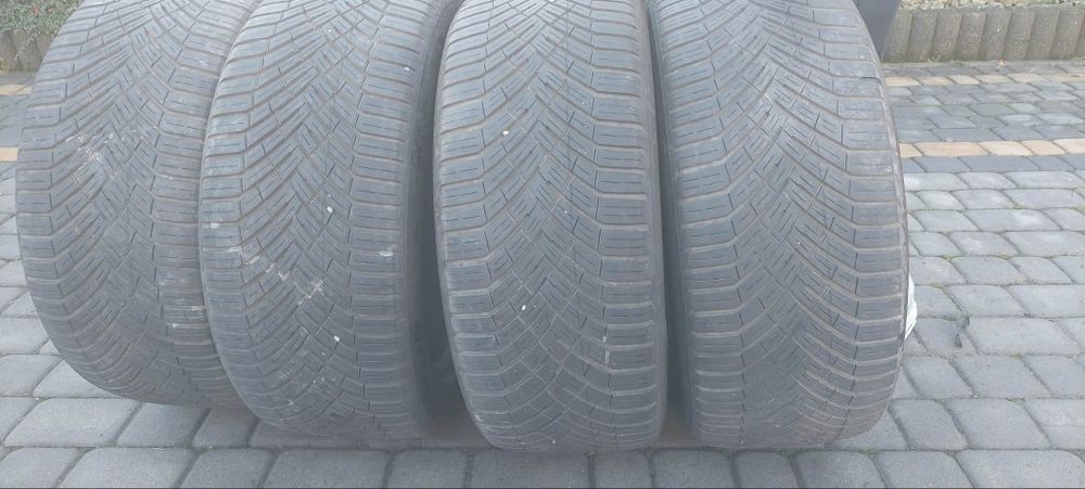 Sprzedam opony wielosezonowe Continental