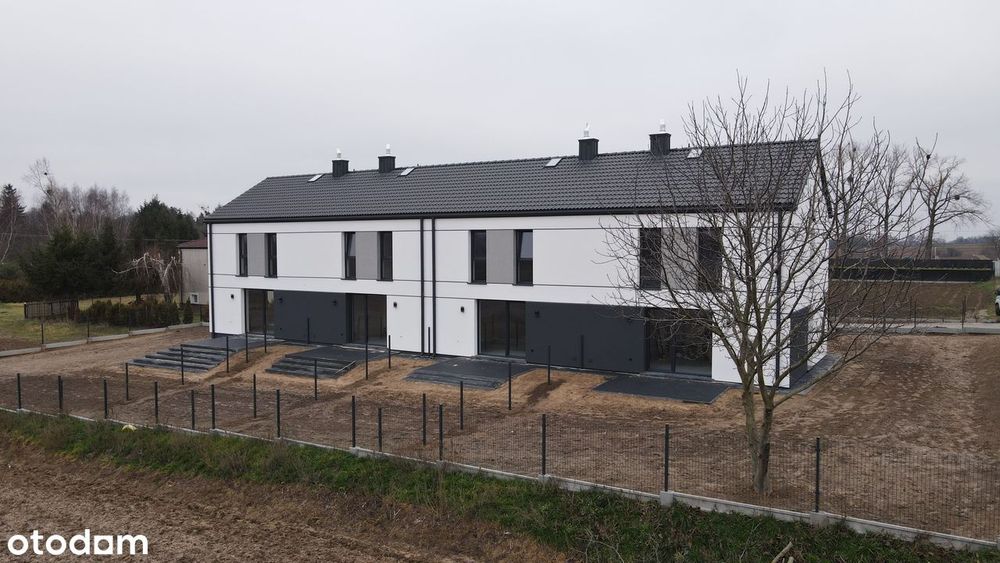 Dom, Tomaszowice-Kolonia