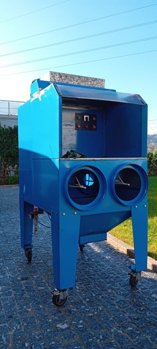 Maquina de limpeza de toners