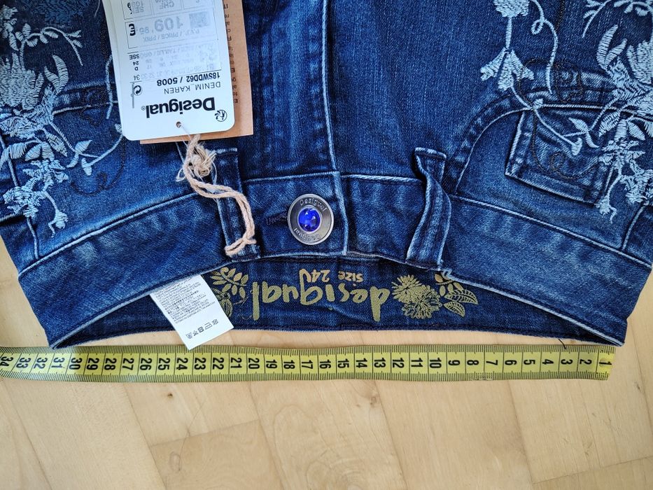 Nowe jeansy Desigual - r. 24 - XS/S