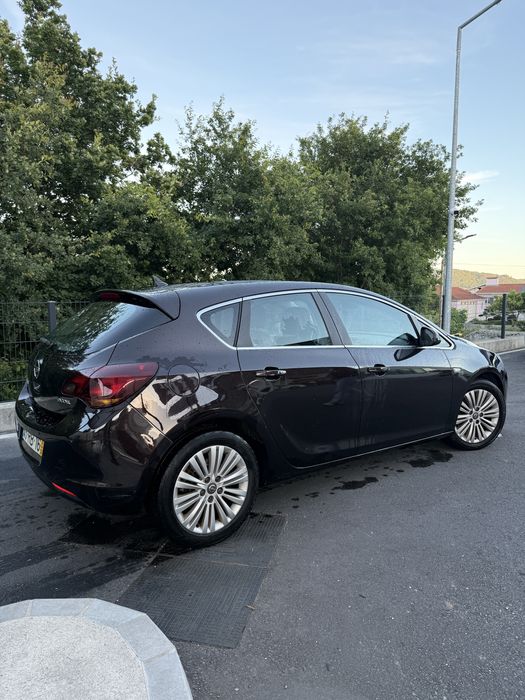 Opel Astra J Hatchback 1.7cdti