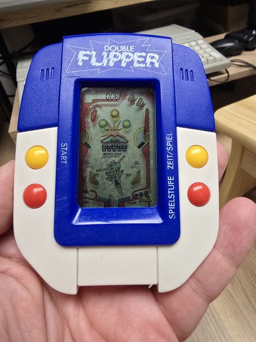 Flipper przenośna konsolka gra elektroniczna vintage retro