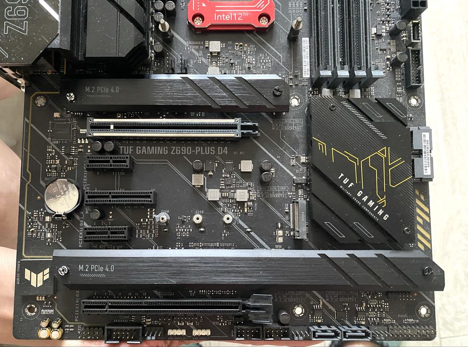 Комплект s1700 Asus tuf gaming z690-plus d4, Tuf водянка