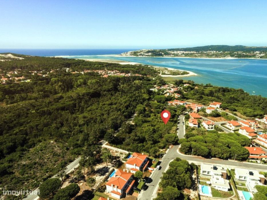 Lotes a 350 metros da Lagoa de Óbidos