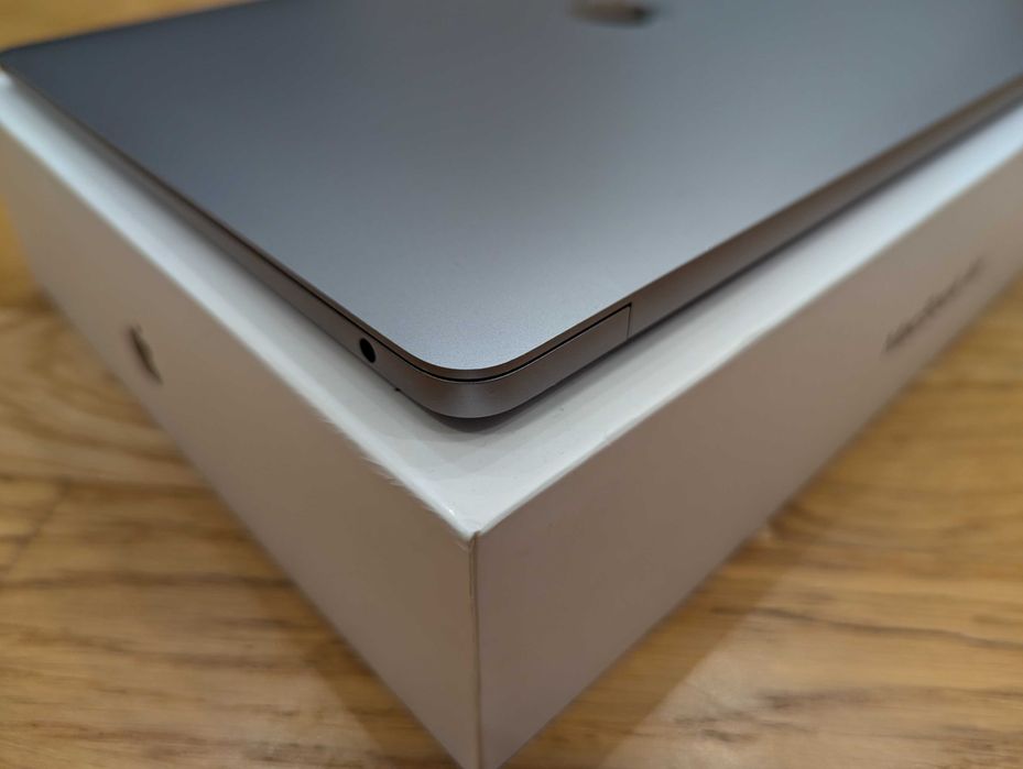 MacBook Air 2018 A1932