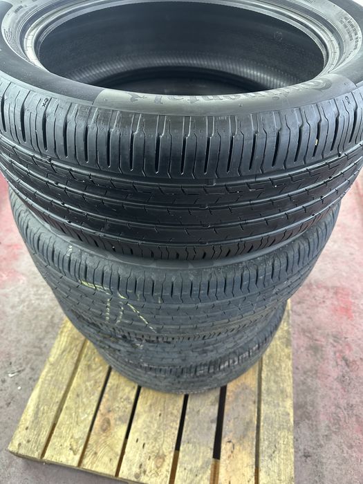 Шини R19 235 50 Continental