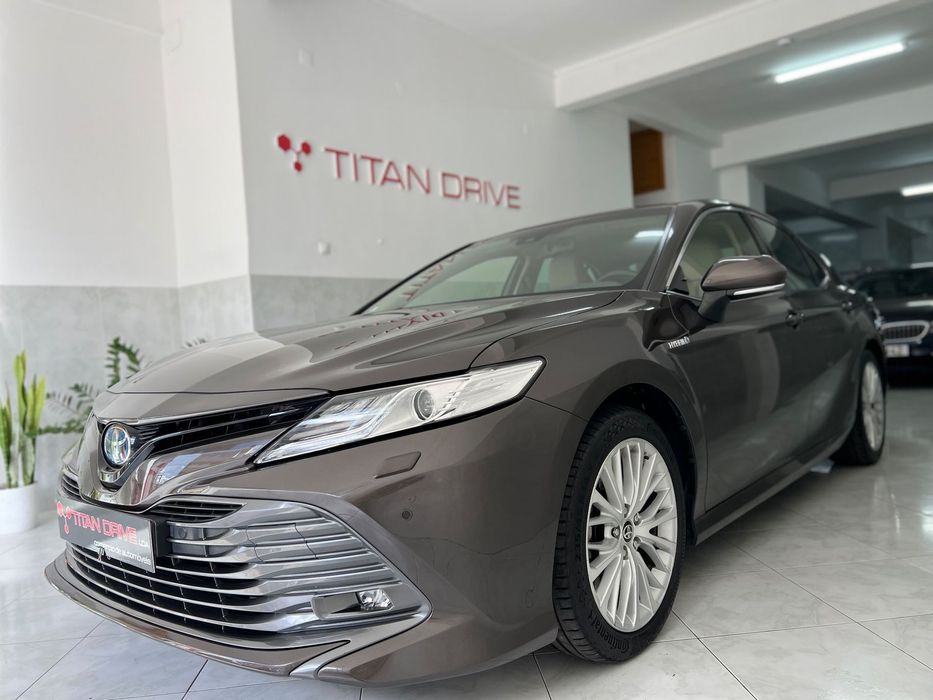 Toyota Camry 2.5 Hybrid Exclusive
