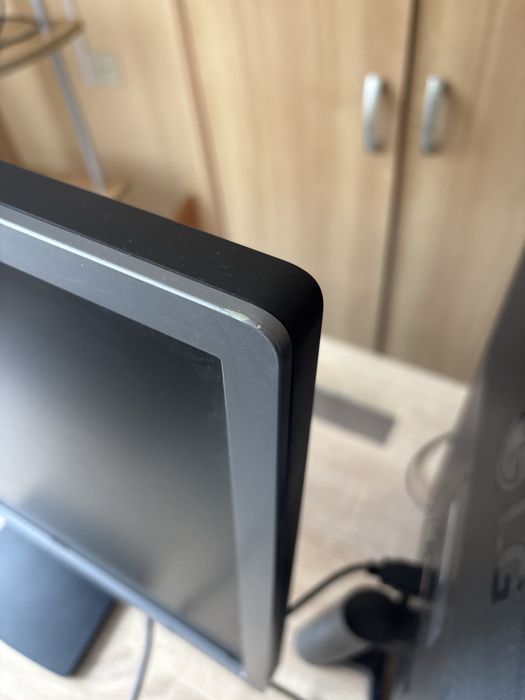 HP Elitedisplay E241i б/в