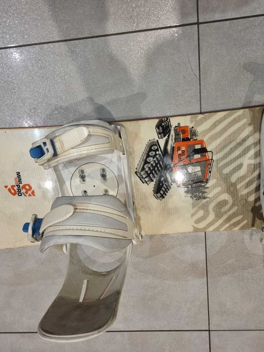 Snowboard dziecięcy 120