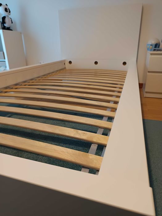 Cama solteiro Malm com estrado 90x200cm