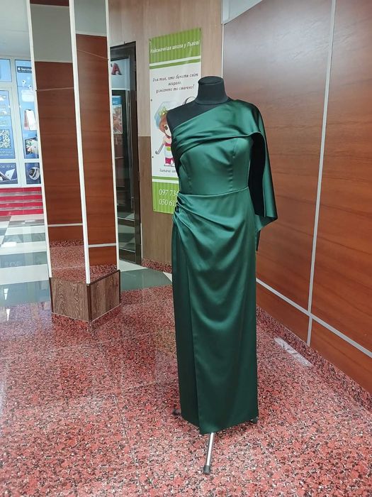 Плаття вечірнє жіноче