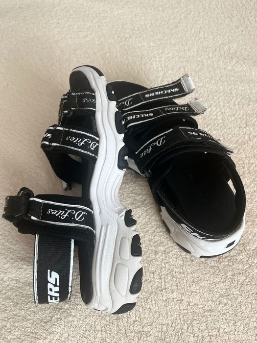 Босоніжки Skechers для дівчинки, розмір 33,5