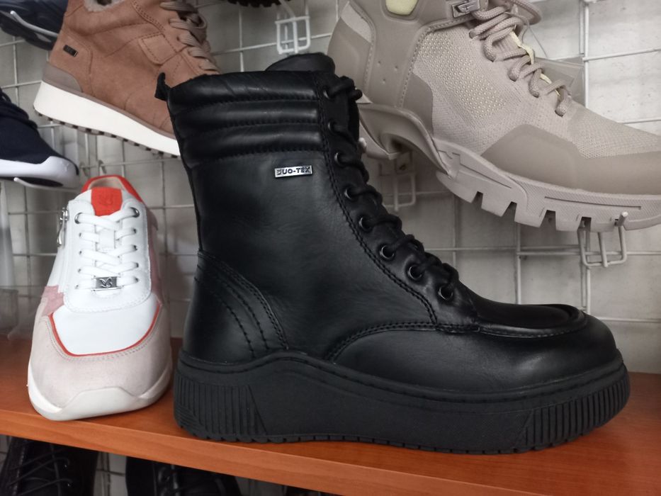 Зимові черевики ботинки tamaris duo-tex,