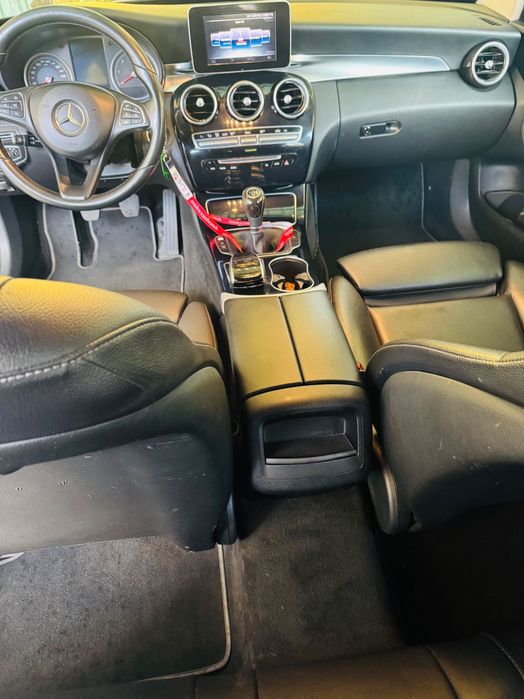 Mercedes-Benz C 180 — fotografia 6